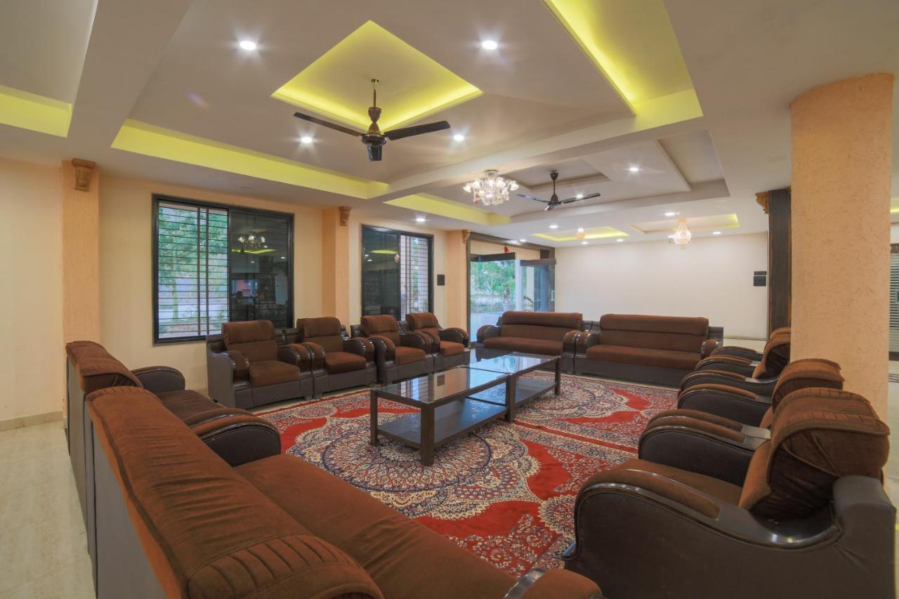 Ramtek Collection O Rajmahal Khindsi Resort מראה חיצוני תמונה